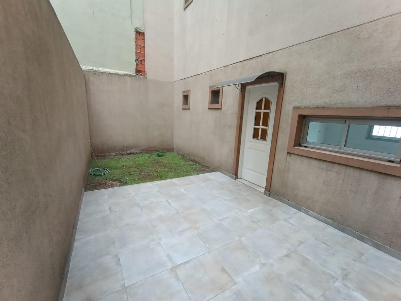 Foto de Departamento en alquiler 2 ambientes con Patio, imagen 1