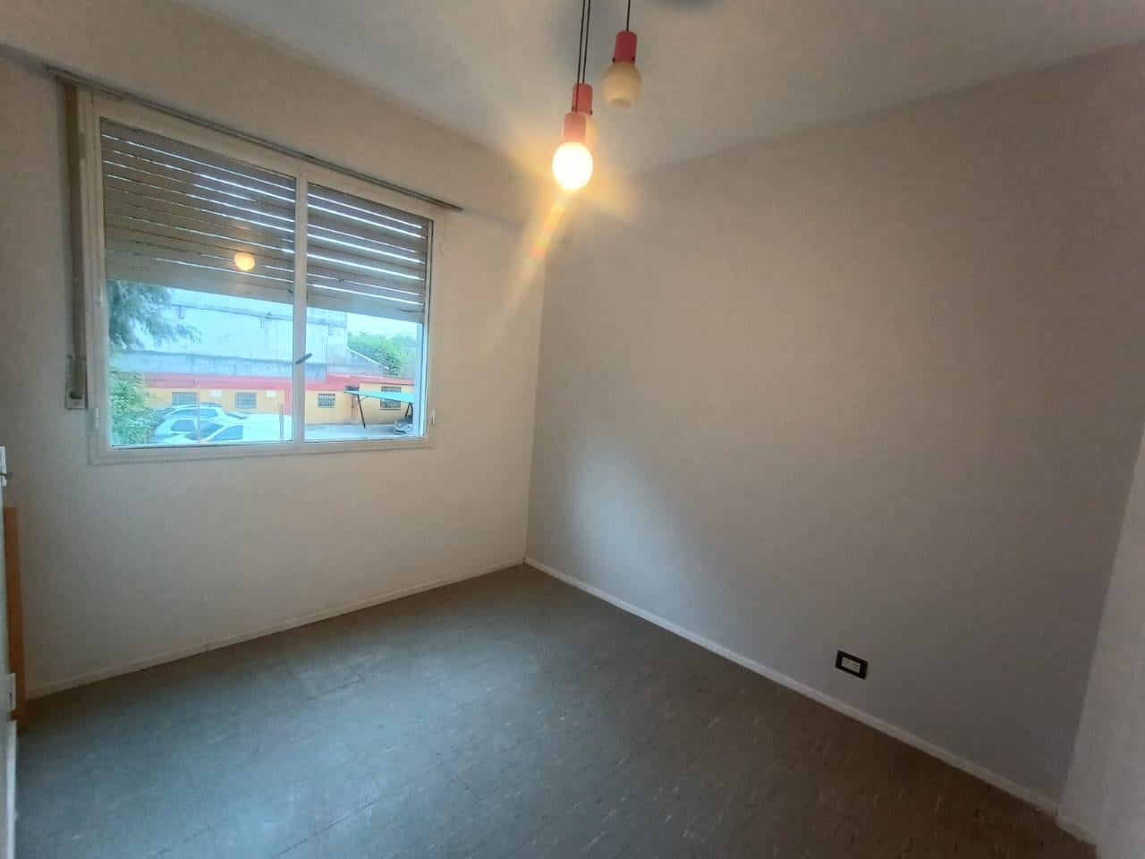 Foto de Departamento de 3 ambientes con cochera, imagen 5