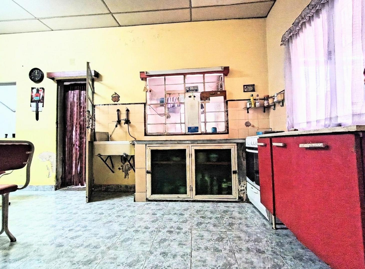 Foto de Casa en Isidro Casanova, imagen 5