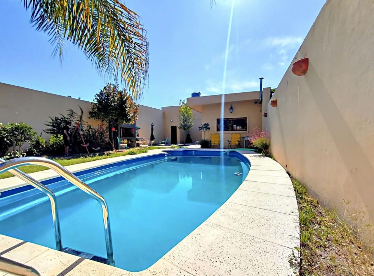 Foto de Casa en venta 4 ambientes en Laferrere Parque y Pileta, imagen 3