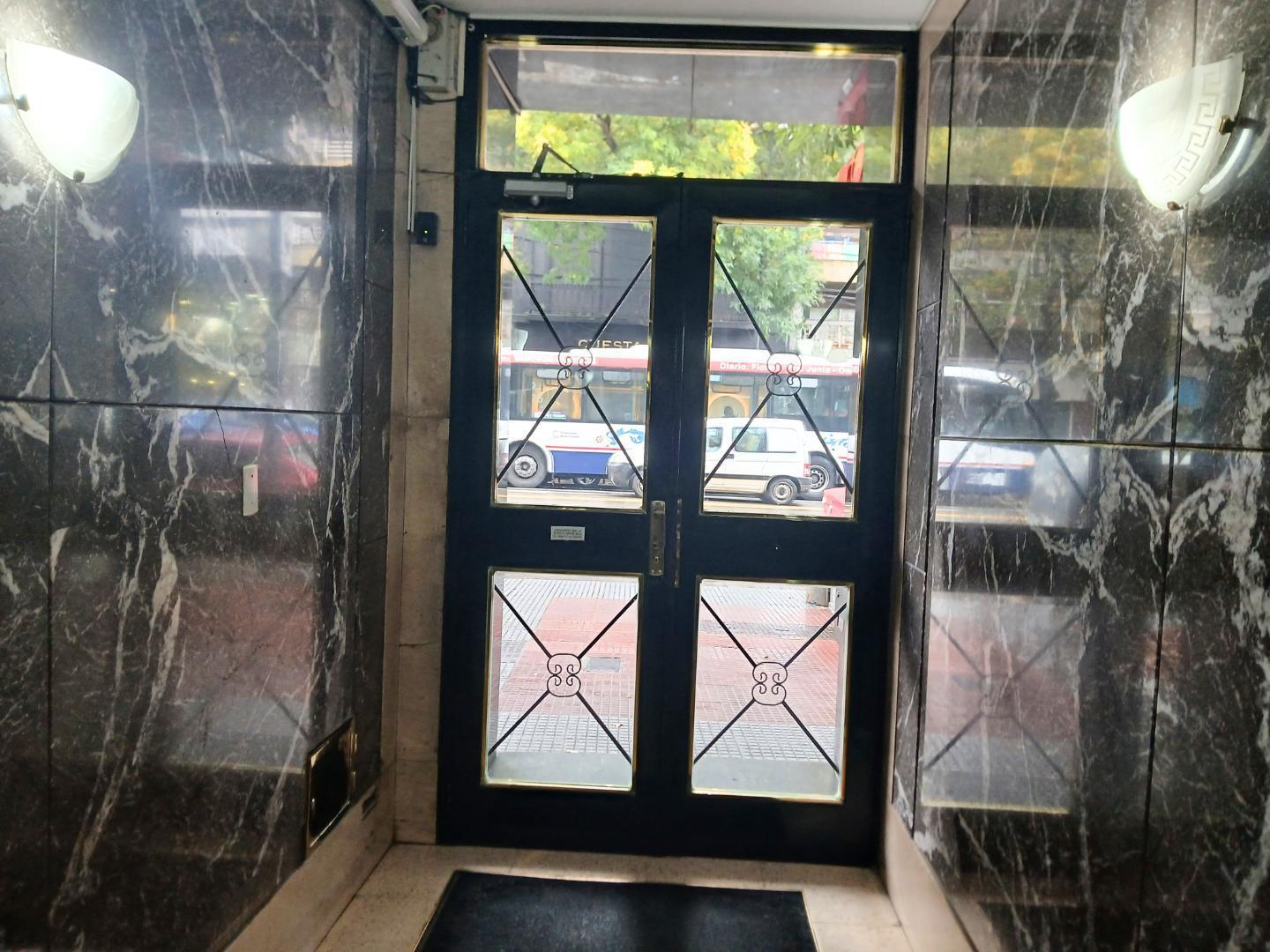 Foto de Departamento en venta de 4 ambientes en Flores, imagen 5