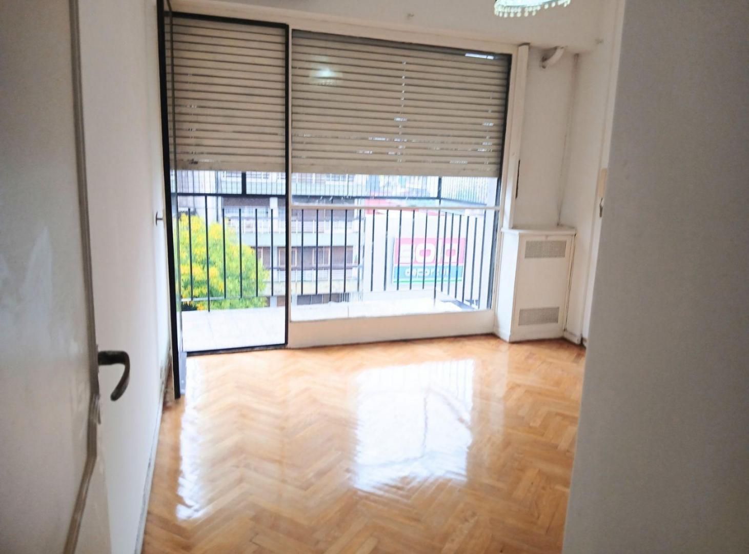Foto de Departamento en venta de 4 ambientes en Flores, imagen 4