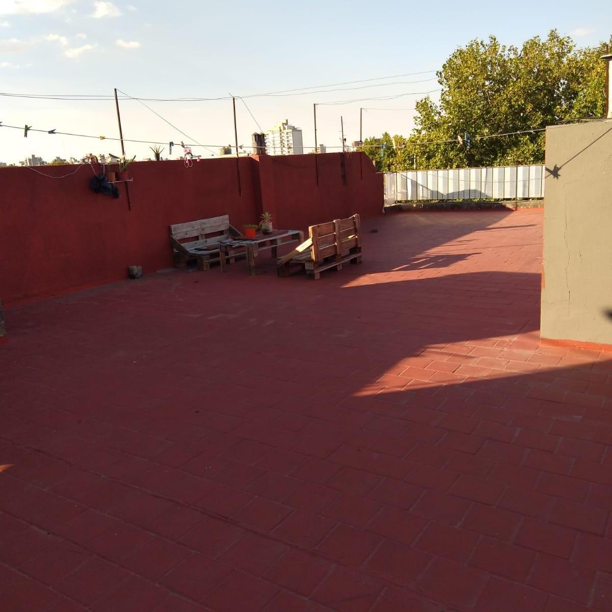 Quilmes, Depto en 1er Piso 2 Amb C/patio 3