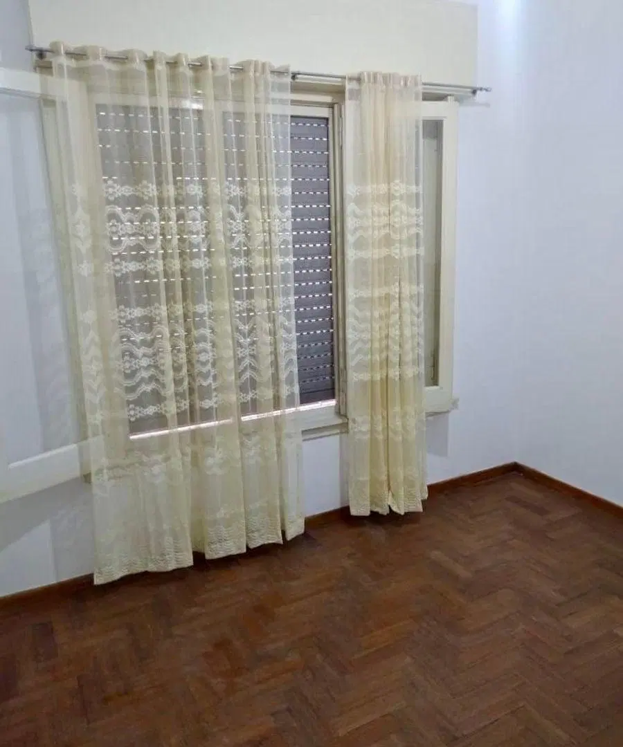 Alquiler casa 3 dormitorios, 4 amb c/ patio y lavadero Quilmes 5