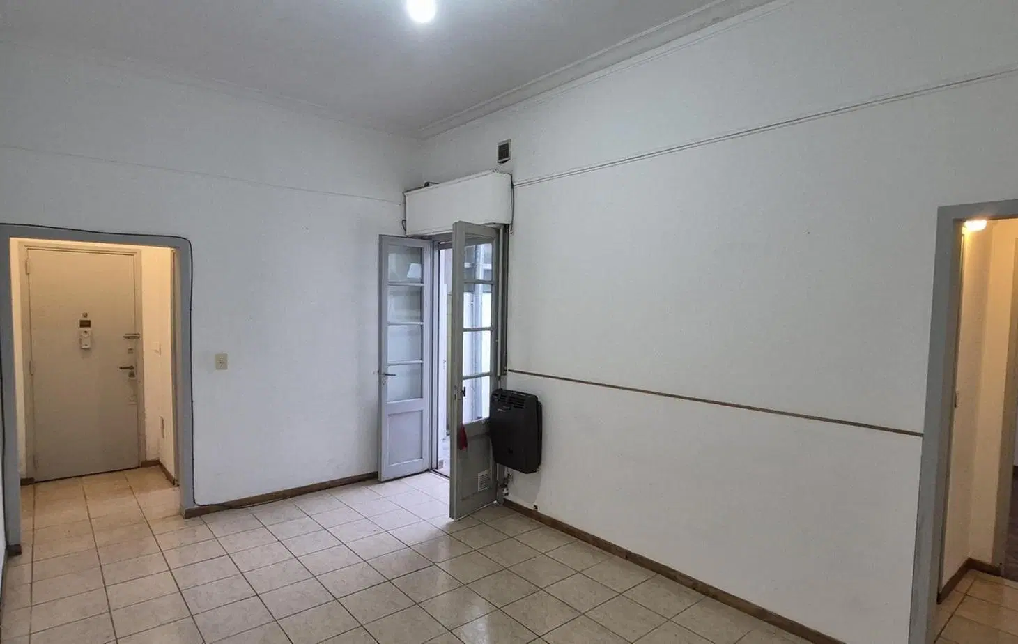 PH  2 Ambientes en Venta En Colegiales PB Con Patio Techado corredizo 2