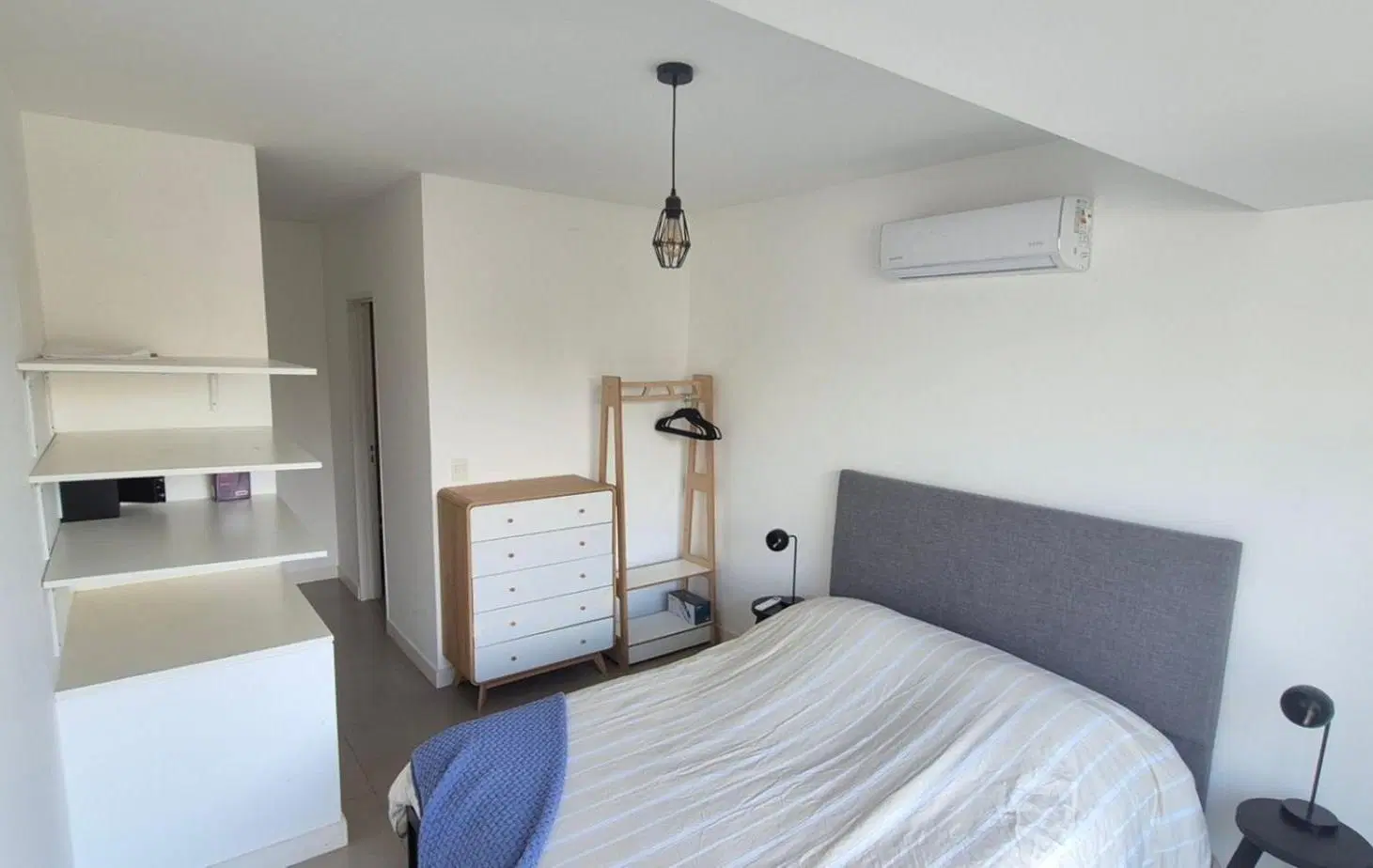 DEPARTAMENTO DUPLEX DE 2 AMBIENTES EN ALQUILER EN LA MEJOR ZONA DE NUÑEZ, AMOBLADO CON TOILETTE Y BA 3