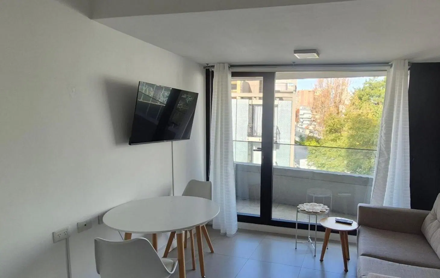 DEPARTAMENTO DUPLEX DE 2 AMBIENTES EN ALQUILER EN LA MEJOR ZONA DE NUÑEZ, AMOBLADO CON TOILETTE Y BA 5