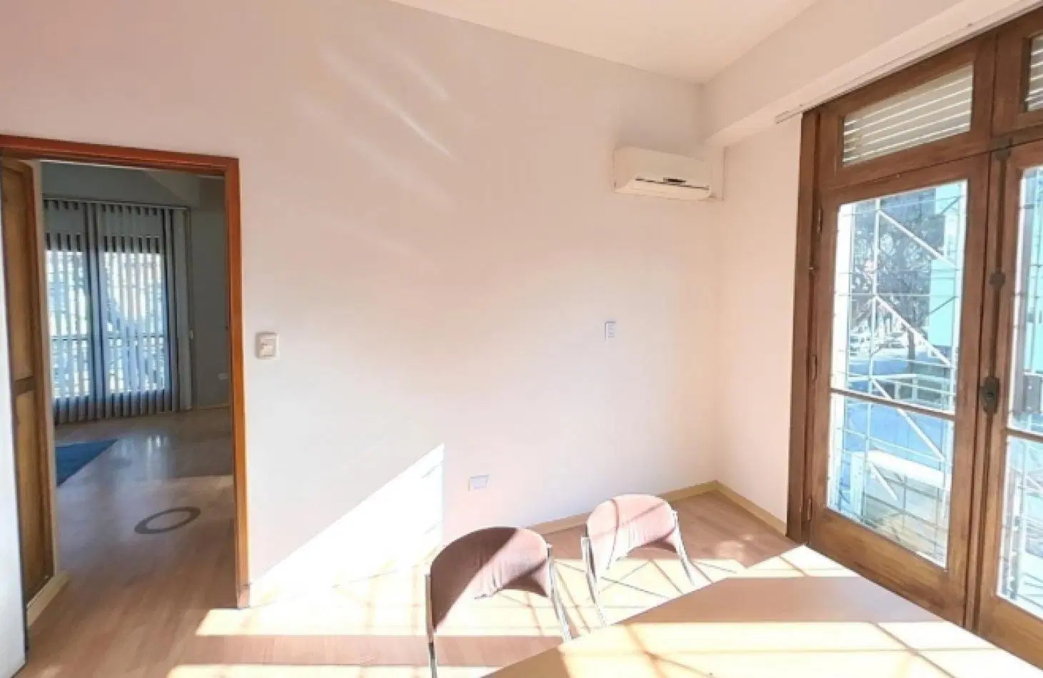 Casa / Oficina en Venta - Esquina Unica con Terraza en Chacarita | Fraga 300 4