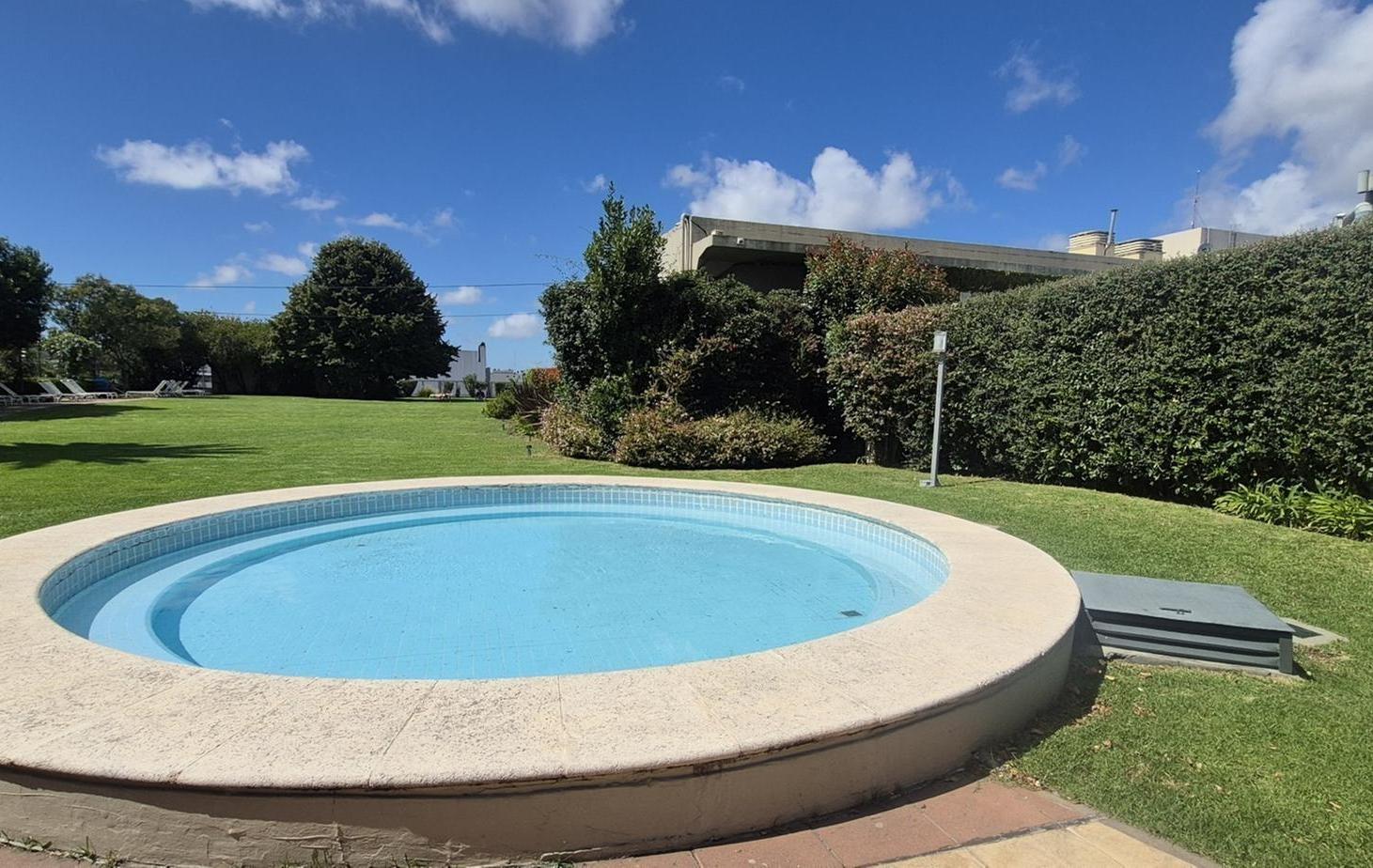 Foto de DEPARTAMENTO EN VENTA DE 3 AMBIENTES CON BAULERA Y COCHERA EN, imagen 1