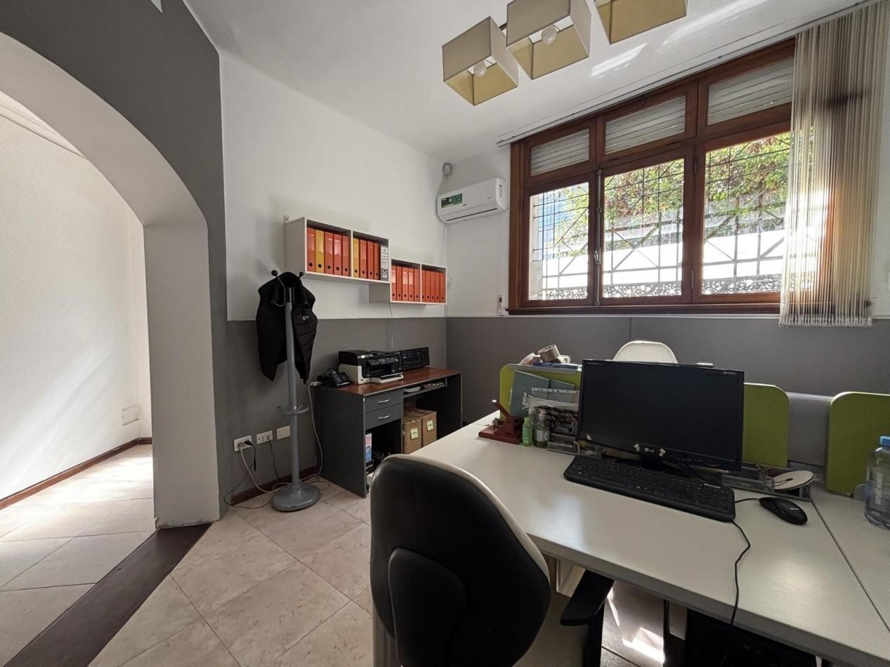 Foto de Casa / Oficina en Venta - Esquina Unica con Terraza en Chacarita |, imagen 2
