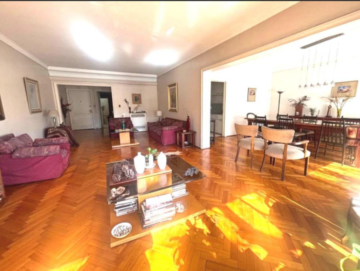 Foto de DEPARTAMENTO TIPO SEMIPISO EN VENTA DE 6 AMBIENTES CON COCHERA EN, imagen 4