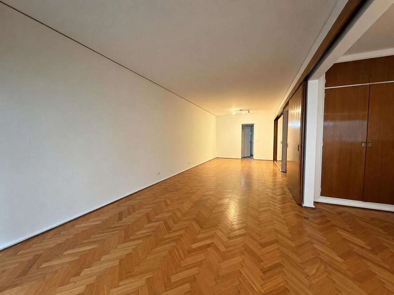 Foto de EXCELENTE DEPARTAMENTO EN VENTA - RECOLETA - 4 AMB CON ESCRITORIO, imagen 4