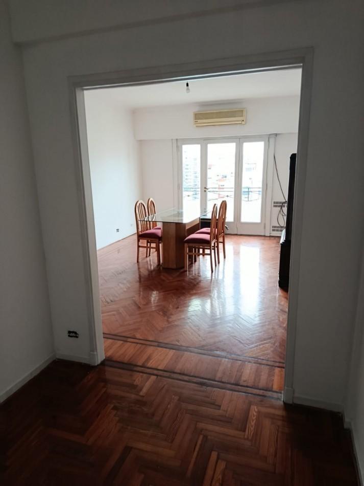 Foto de Departamento en Venta de 3 ambientes piso alto al frente, amplio y, imagen 2