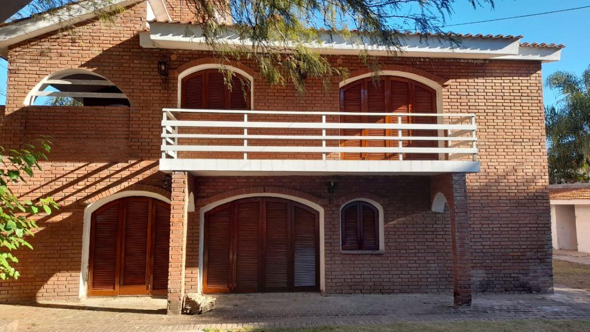 OPORTUNIDAD ¡!!Se vende hermosa casa en Cerro De Las Rosas, calle Roque Funes al 1400,