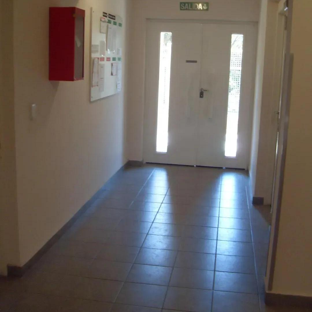 Foto de Se alquila Dpto. 2 dorm. Planta Baja, c/ cochera en Bº Gral Pueyrredon, imagen 5