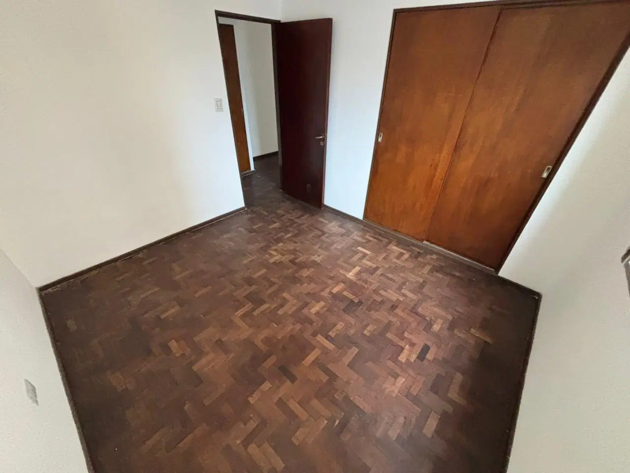 1 DORM - COCINA SEPARADA - LA RIOJA 80 - CENTRO 4