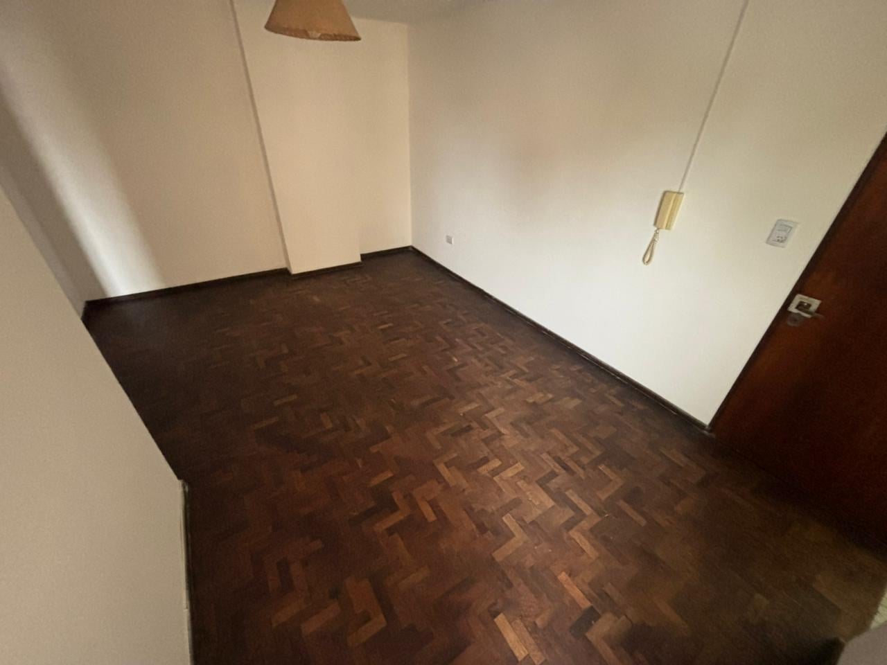 1 DORM - COCINA SEPARADA - LA RIOJA 80 - CENTRO