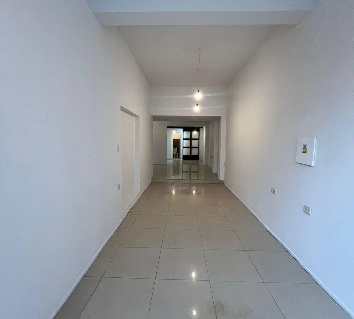 LOCAL - BV. CHACABUCO 725 NVA CBA - ZONA PLAZA ESPAÑA 5