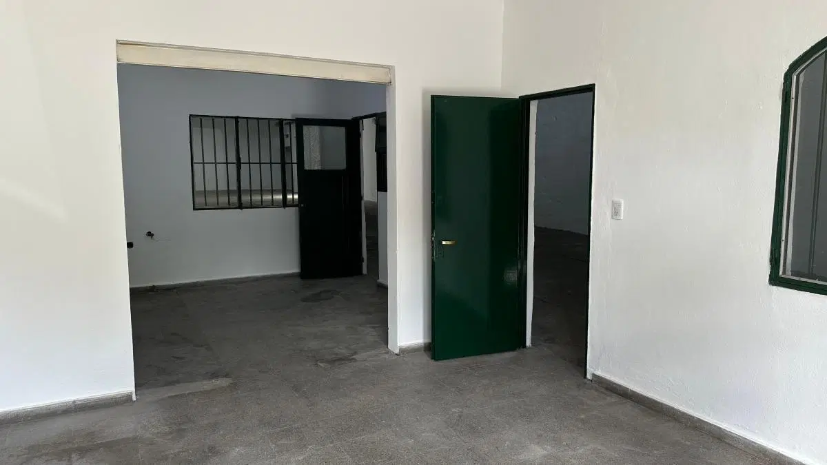 GALPON - GRAL BUSTOS - 450M2 - OFICINAS PRIVADAS 4