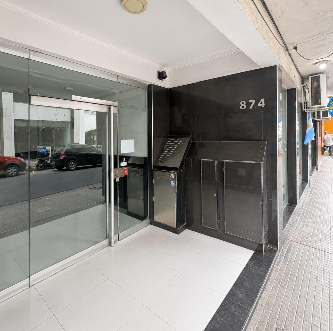 Foto de VENTA - DPTO 1 DORM - 14 AÑOS DE ANTIGUEDAD - B° ALBERDI, imagen 3