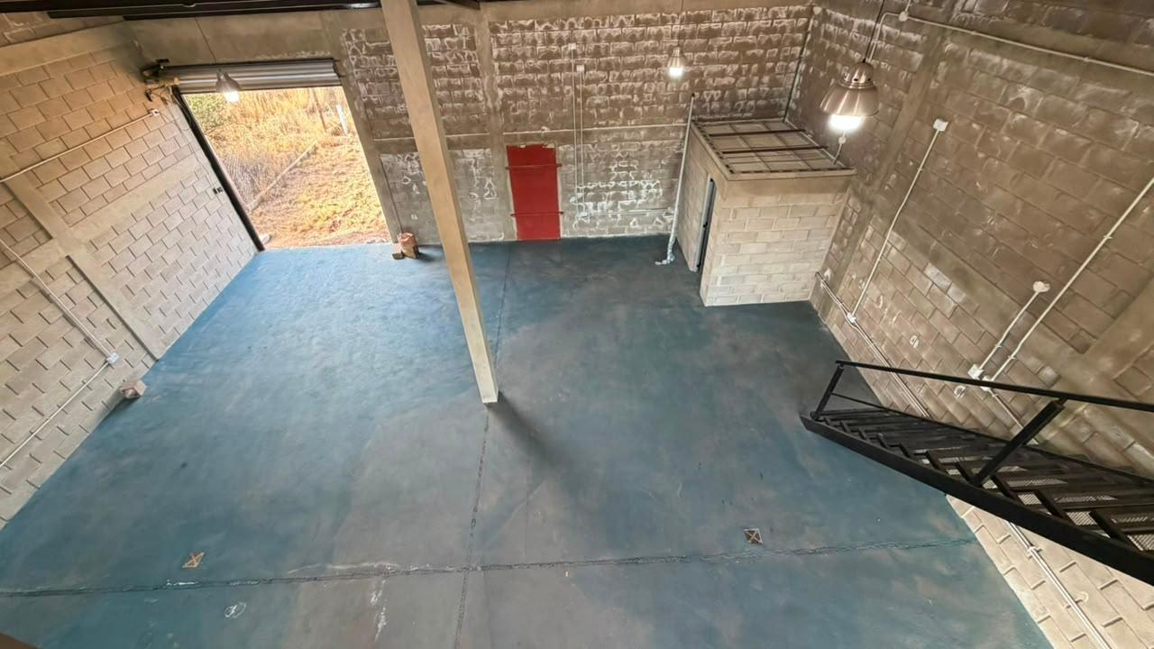 Foto de GALPON EN CAPILLA DEL MONTE - SOBRE RUTA 38 - 2 PLANTAS - 147m2, imagen 3