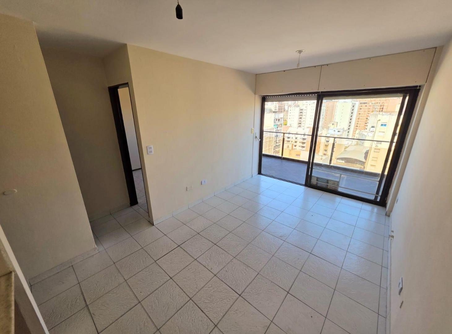Foto de VENTA - 1 DORMITORIO - BALCON TERRAZA AMPLIO - B° CENTRO, imagen 1