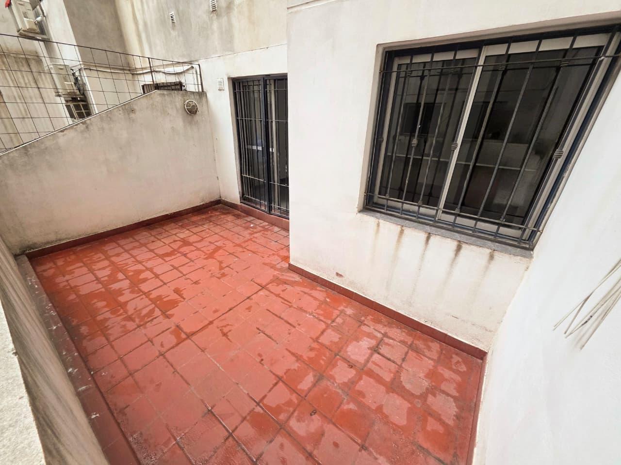 Foto de VENTA - 1 DORMITORIO CON BALCON/PATIO - PRIMER PISO, imagen 4