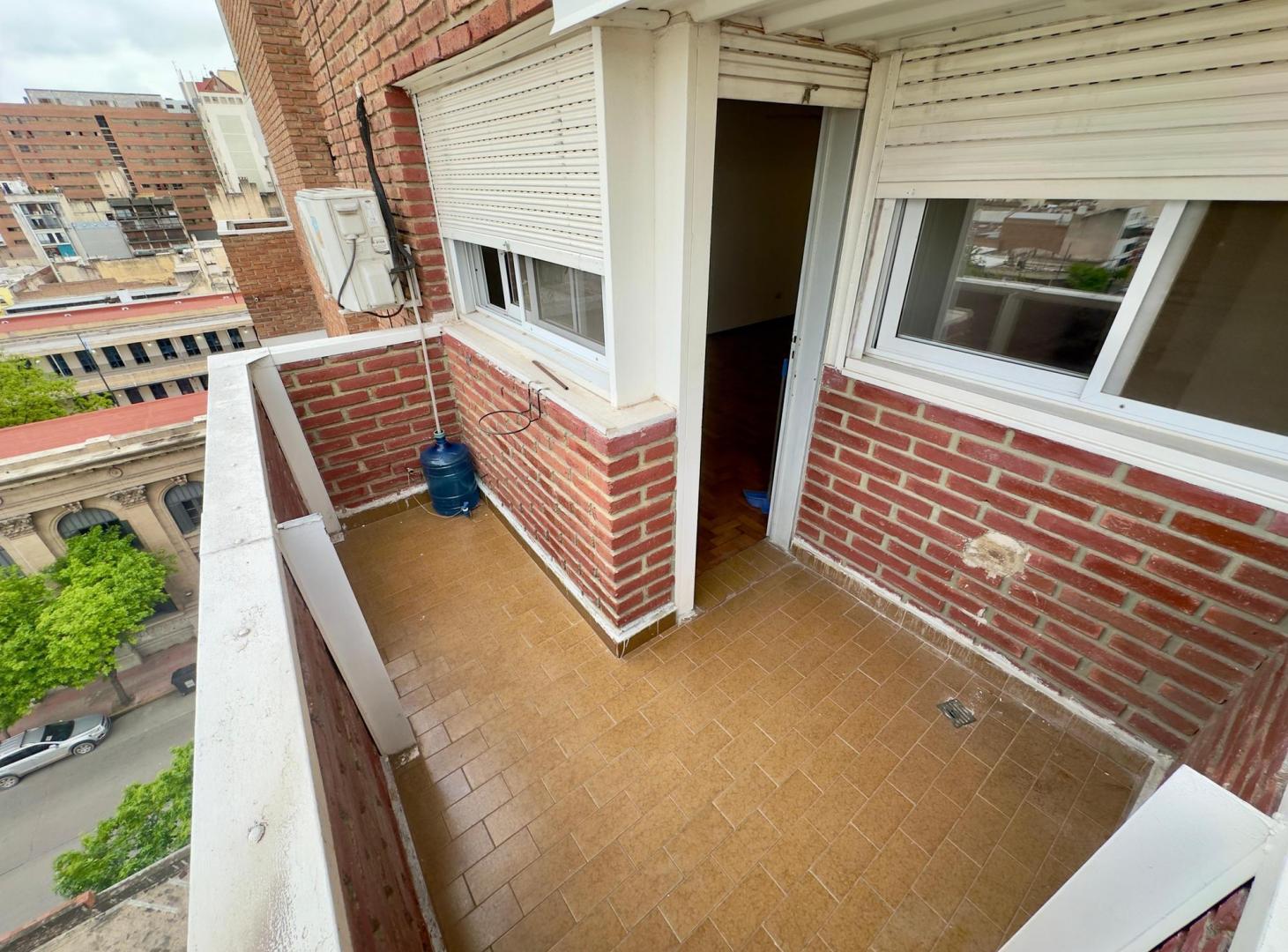 Foto de ALQUILER - 1 DORMITORIO - BALCON AL ESTE - LUMINOSO - PISO ALTO, imagen 3