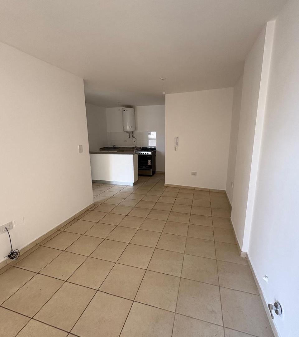 Foto de GUEMES - ALQUILER - 1 DORMITORIO - LUMINOSO, imagen 4