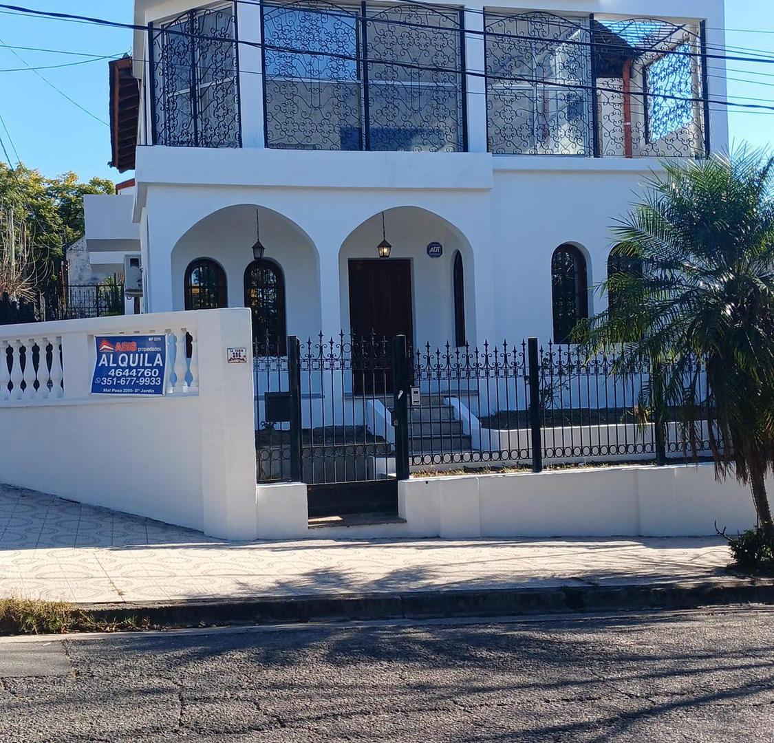 Paso de los Andes, Casa 4 dormitorio con garage $1.600.000