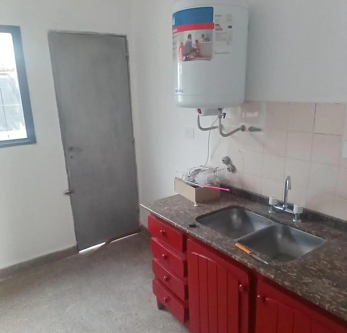 B Ipona, departamento 1 Dormitorio $ 3