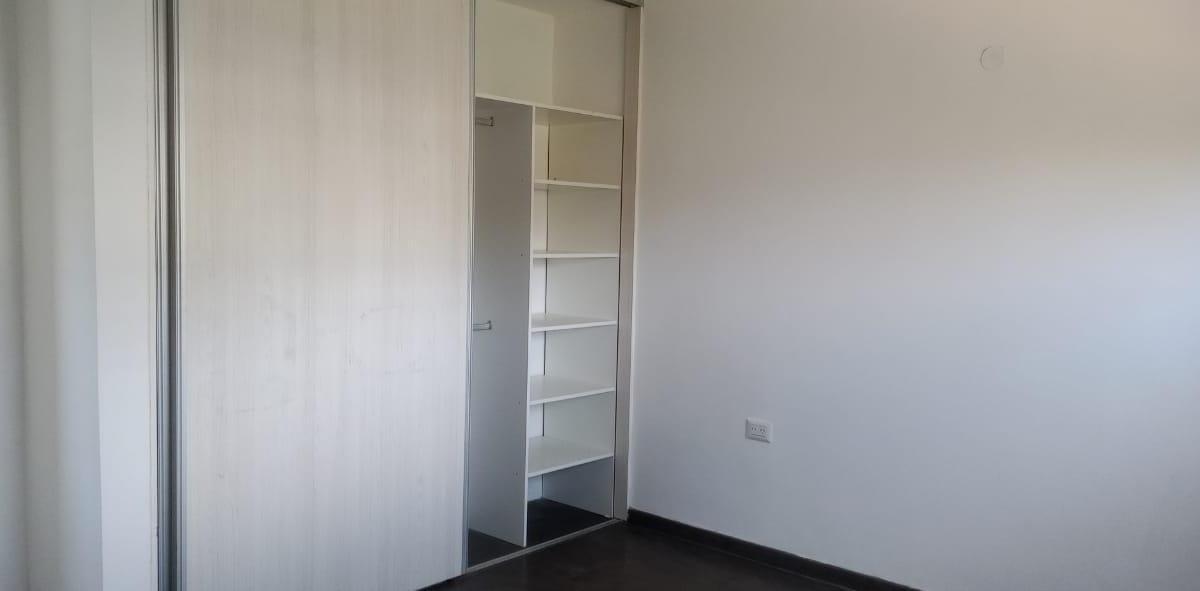 Venta - Apto Credito Salsipuedes 2 D. 2 Baños - Cochera P/2 Autos - Galería C/asador 3