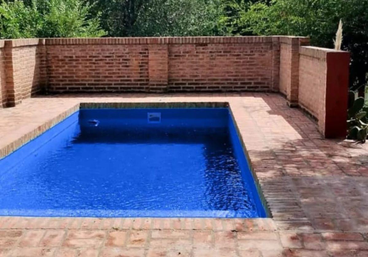 Foto de CASA ESXCLUSIVA - LA CUMBRE- CATEGORÍA- PILETA- QUINCHO, imagen 4