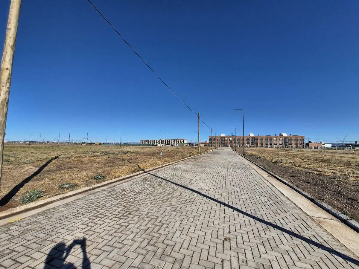 VENTA LOTE ABRAS DE MANANTIALES- 270 m2-RESIDENCIAL 3
