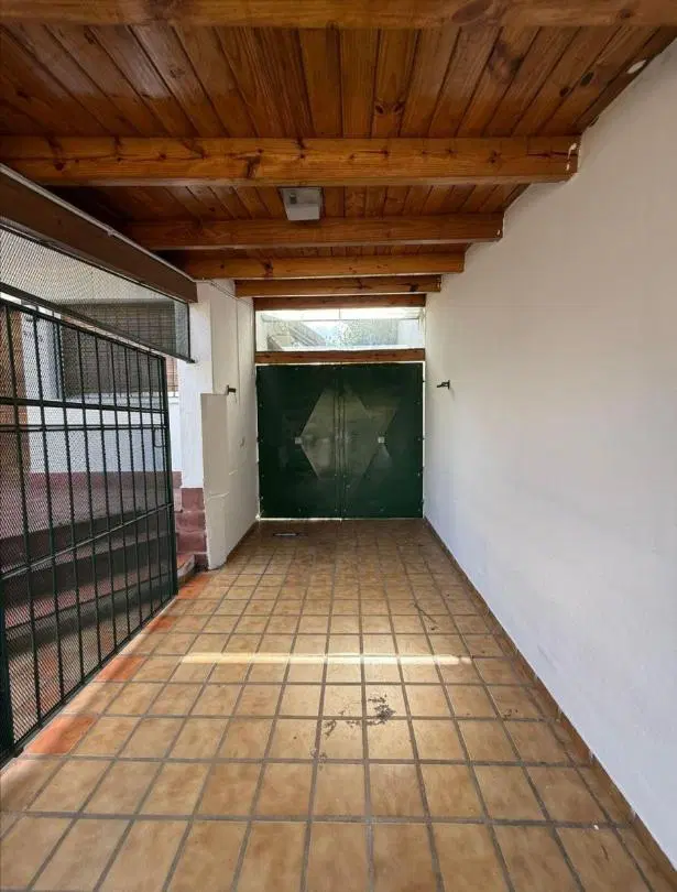 EXCELENTE CASA 3 DORM EN ALQUILER A METROS DEL PARQUE DE LAS NACIONES- Con patio y quincho (300 m²) 4