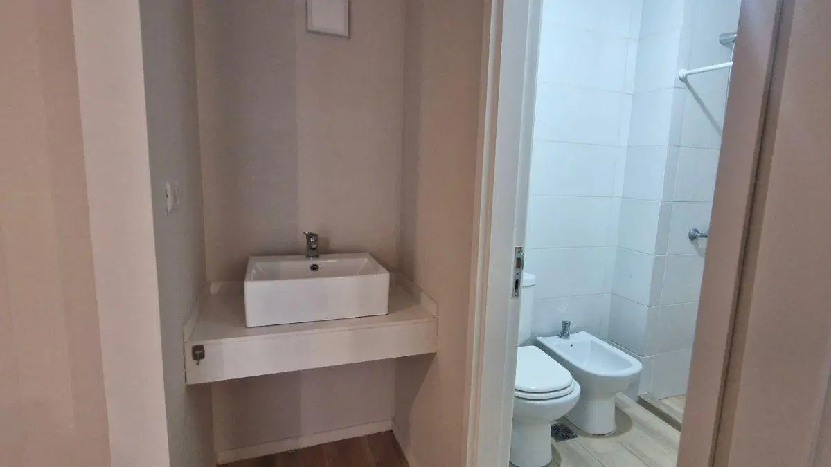 ALQUILER 1 DORM y COCINA SEPARADA | Sobre VELEZ SARSFIELD | A mts de Ciudad Universitaria 1