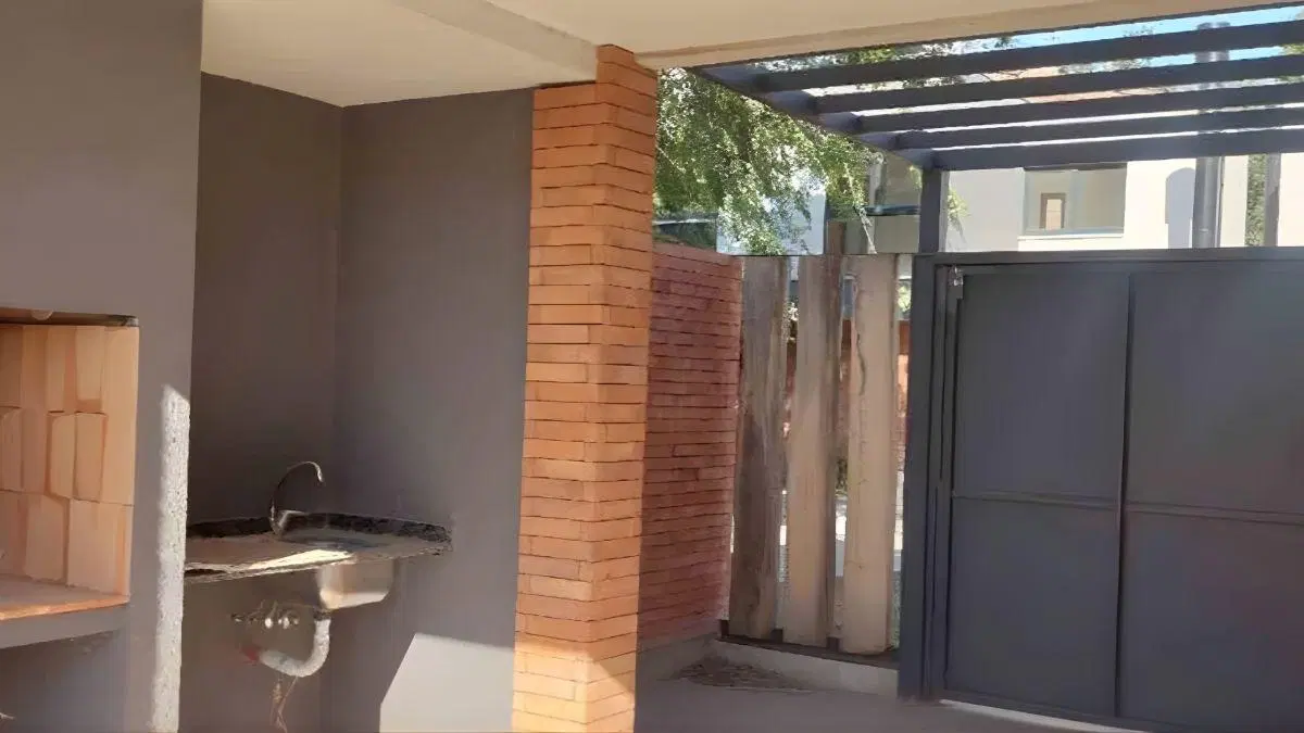 ¡IMPECABLE DÚPLEX DE 3 DORMITORIOS EN VENTA EN HOUSING ZONA SUR! 3