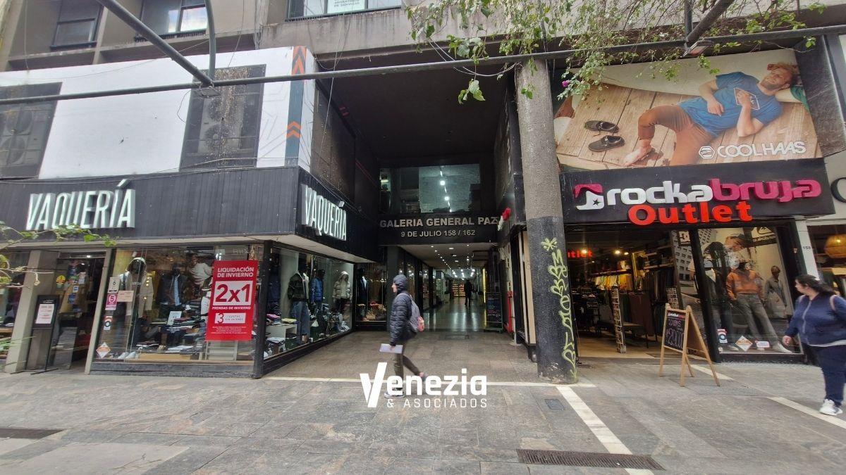 Foto de OPORTUNIDAD! Rebajada Venta Oficina 120 m² Sobre Peatonal - 5 Privados, imagen 5