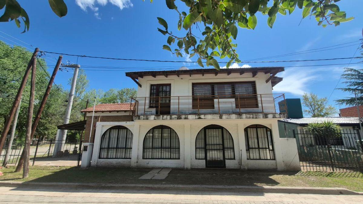Foto de VENTA SANTA MARIA DE PUNILLA- CASA 3 D- ESCRITORIO- PILETA- APTO CREDITO, imagen 1