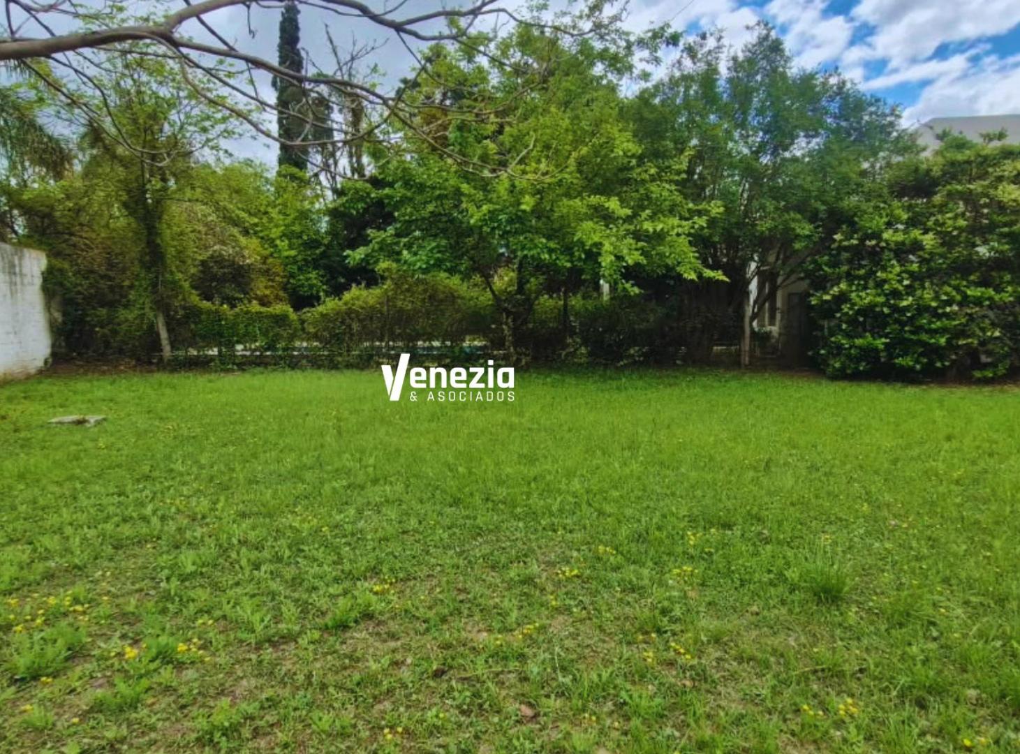 VENTA | CASA CERRO DE LAS ROSAS | 700 MTS TERRENO | 1 SOLA PLATA