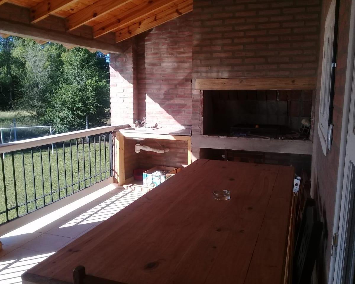 Casa con Excelente Ubicacion - Cercana Al Lago 2