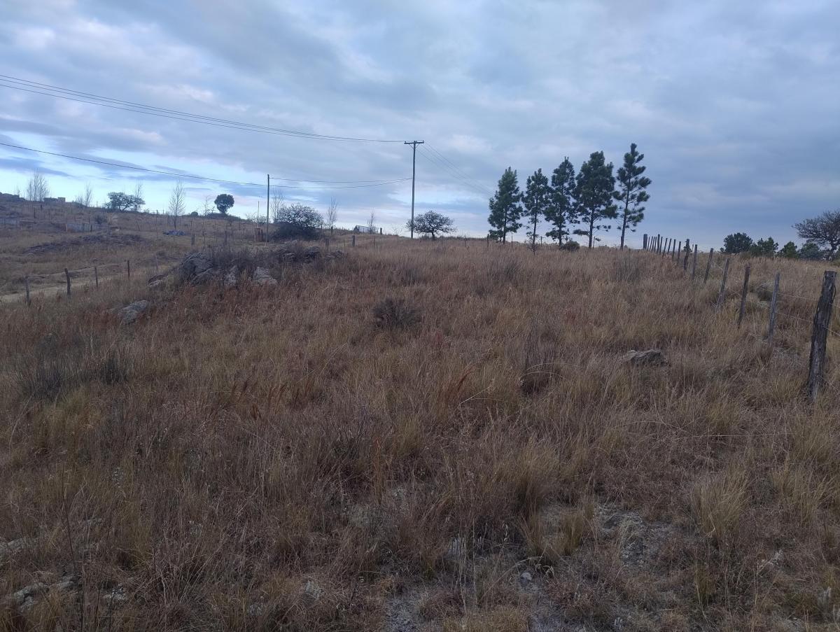 Terreno con Increible Vista y Excelente Ubicacion en Yacanto. 3