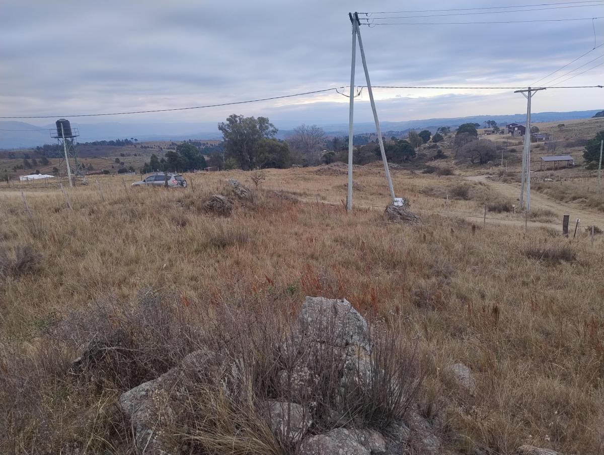 Terreno con Increible Vista y Excelente Ubicacion en Yacanto. 1