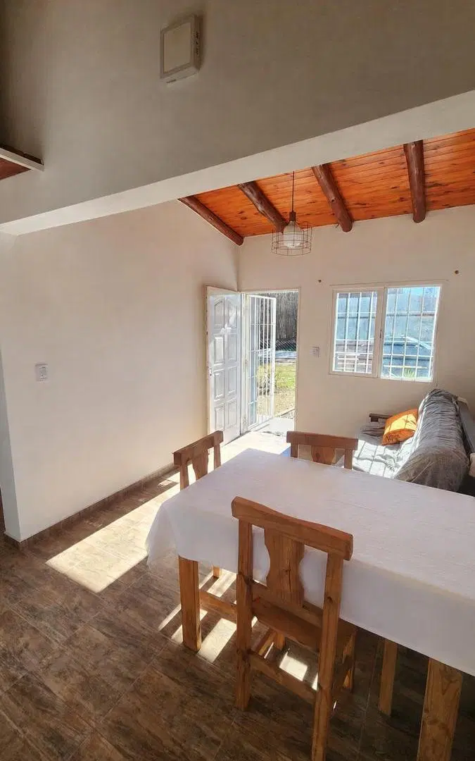 Complejo de 2 casas en venta sobre Ruta S-495 – Villa Ciudad de América 2
