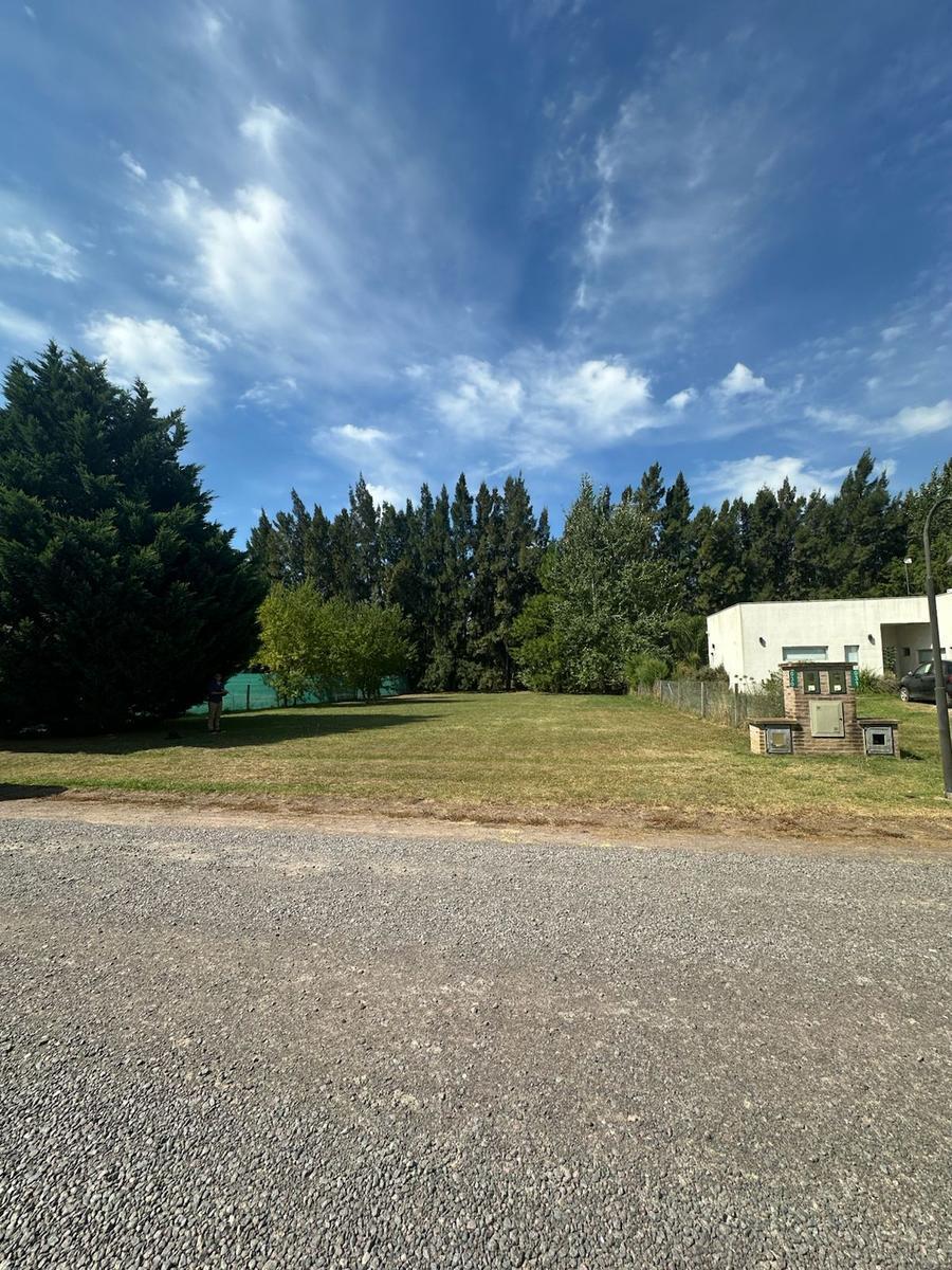 Venta Terreno en Altos de Brandsen 1
