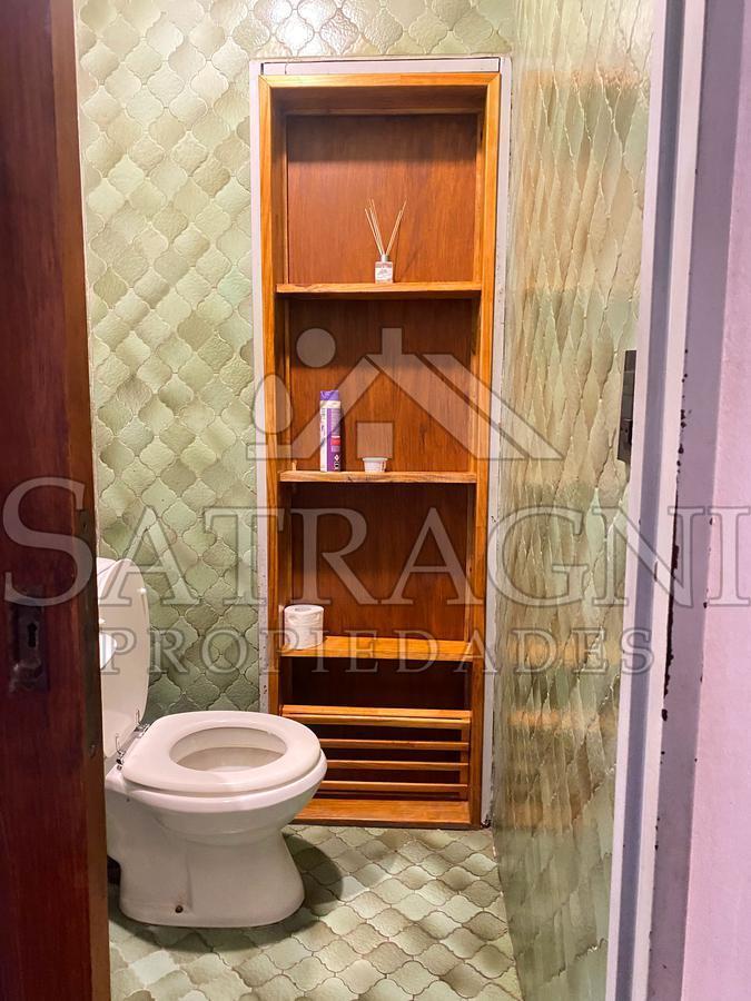 Foto de VENTA Casa casco Histórico 5 Ambientes 2 Locales Centro Brandsen, imagen 5