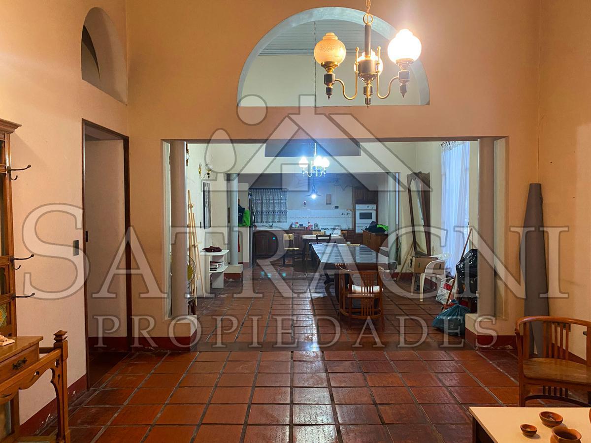 Foto de VENTA Casa casco Histórico 5 Ambientes 2 Locales Centro Brandsen, imagen 4