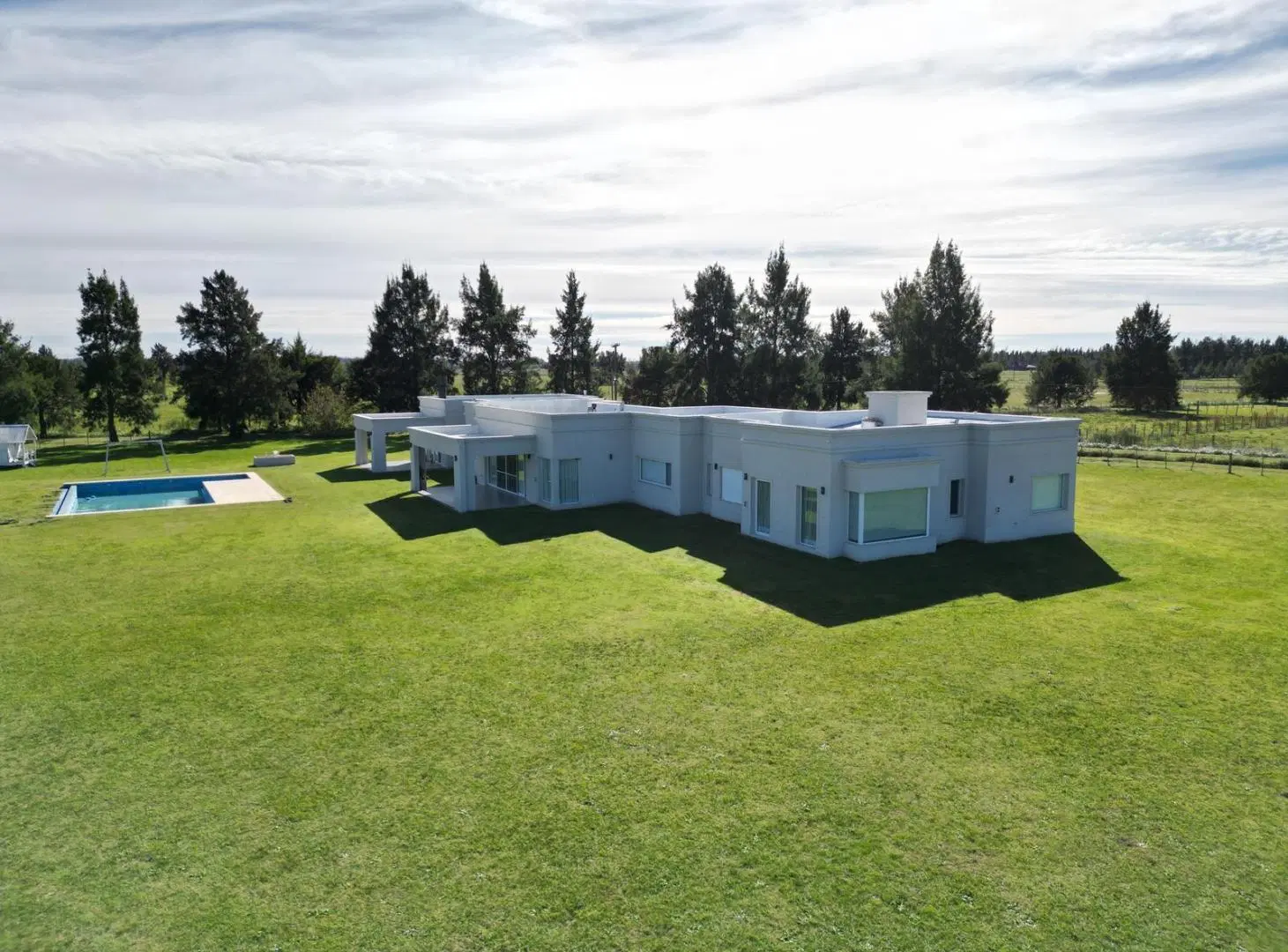 Venta Casa 7 ambientes Malvinas Brandsen 2