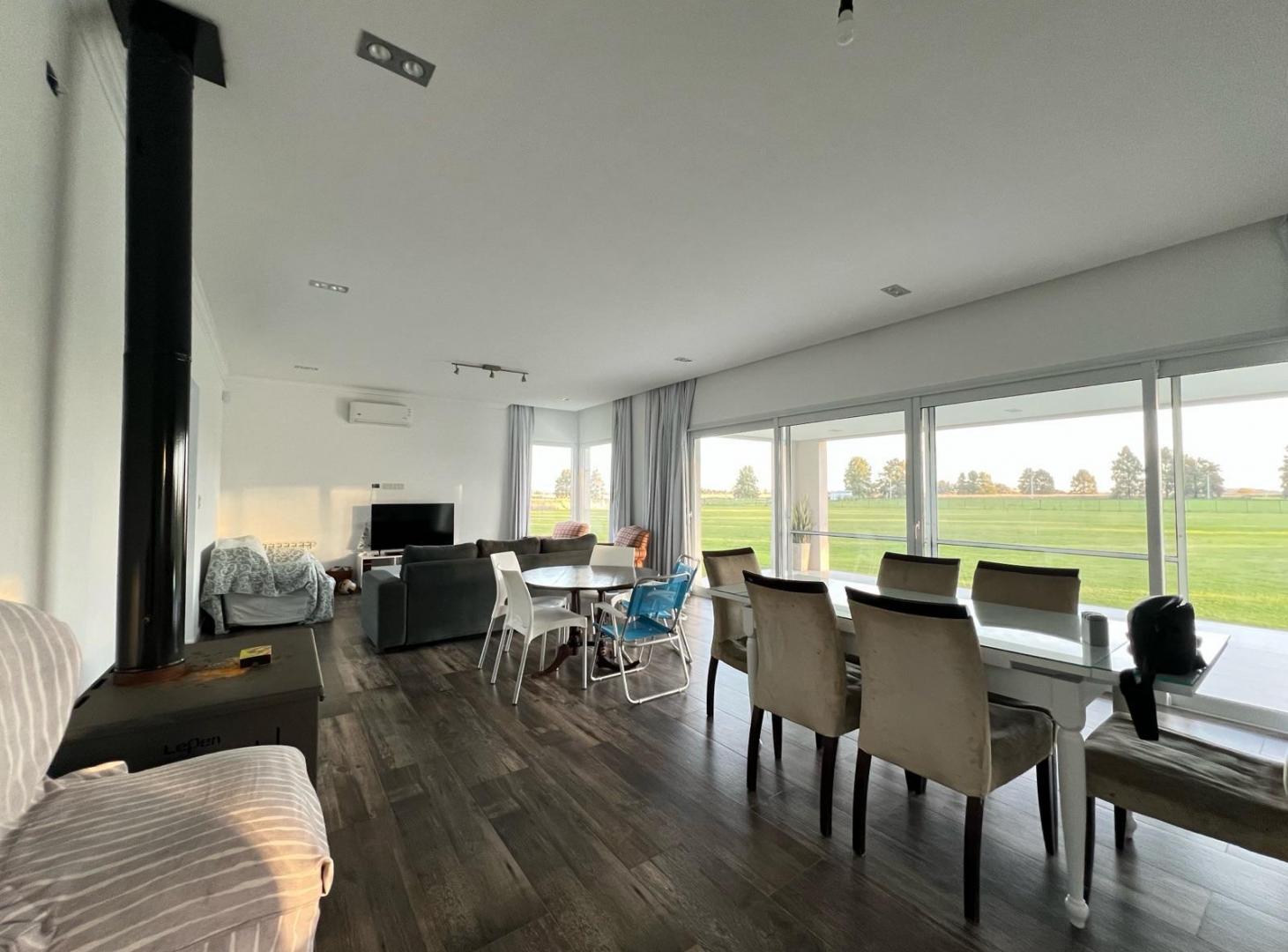 Foto de Venta Casa 7 ambientes Malvinas Brandsen, imagen 1