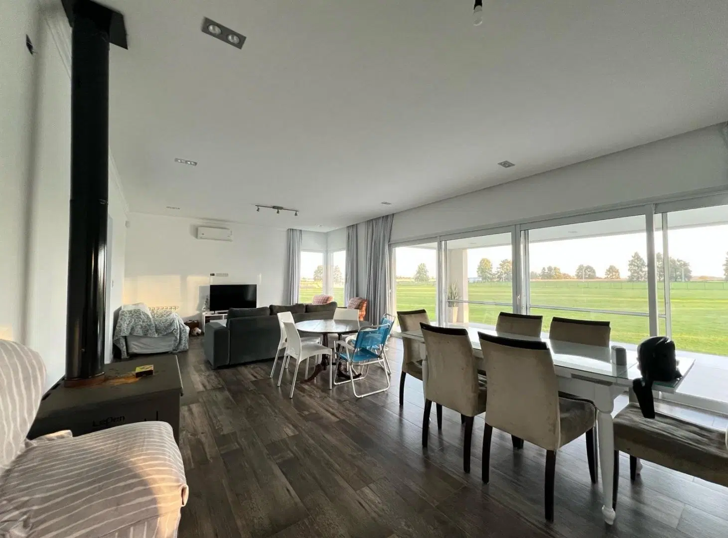Venta Casa 7 ambientes Malvinas Brandsen 1